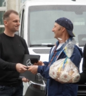 Партнери із німецького міста Цвікау передали Володимирській громаді автомобіль «Mercedes-Benz»