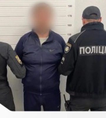 Шок у центрі Ужгорода: чоловік серед білого дня викрав жінку просто з вулиці! Поліція затримала зловмисника