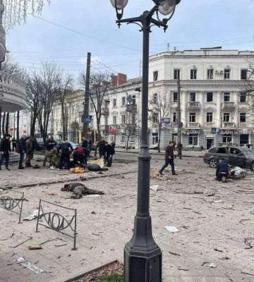 Військовий 117-ї бригади підтвердив, що вони перебували в укритті під час ракетного удару Росії по Сумському державному університеті — WP