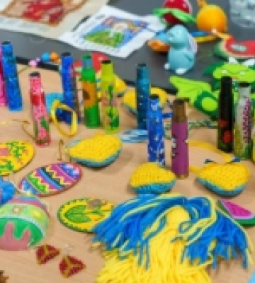 Благодійний великодній ярмарок в укритті провели херсонці