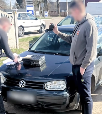 Канабіс в іграшці: жительку Рівного затримали за збут наркотиків поштою