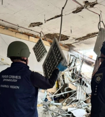 Росіяни вдарили по пункту видачі гумдопомоги на Харківщині