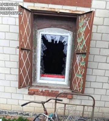 Росіяни вдарили по пункту видачі гумдопомоги на Харківщині