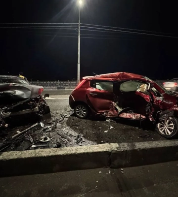 У Рівному ДТП на вулиці Соборній: троє людей постраждали