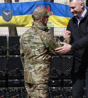 Громада Києва передала на фронт 1,8 тисячі БПЛА - Кличко