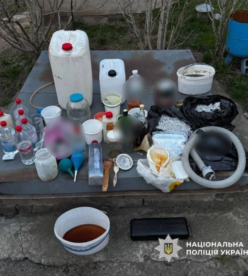 На Волині затримали групу наркоторговців, які виготовляли і збували амфетамін