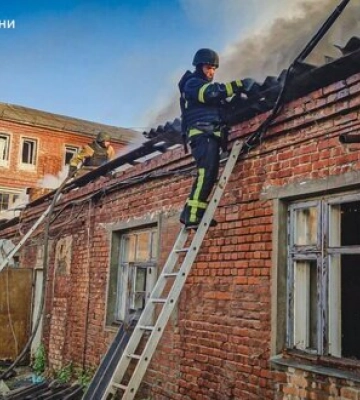 Наслідки ворожого удару по Харкову: кількість постраждалих зросла до 57, серед них п’ятеро дітей. ВІДЕО+ФОТОрепортаж