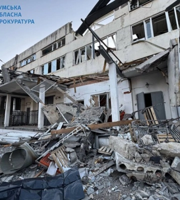 У Сумах відразу три &quot;шахеди&quot; атакували одне підприємство, щонайменше одна людина загинула - мерія