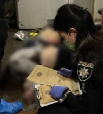 У Лалові на Мукачівщині внаслідок вибуху гранати загинуло двоє людей.ФОТО ВІДЕО