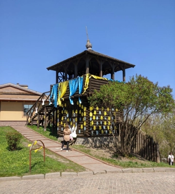Полтава готується до Великодня: як виглядає святкова локація на Білій альтанці