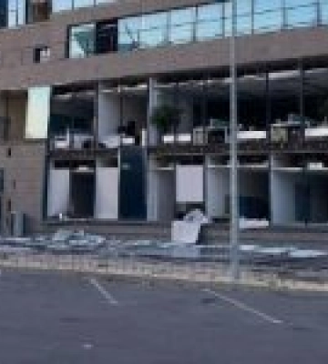 Внаслідок російського ракетного удару по Дніпрі постраждали фітнес-центр, готель та офіс