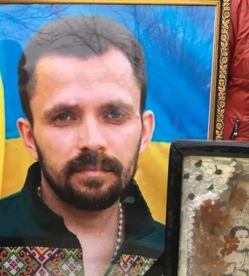 Вбивці активіста з Бахмута Артема Мирошниченка достроково звільнені для служби в армії за контрактом - ЗМІ