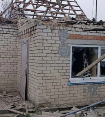 За добу війська РФ завдали 328 ударів по 12 населених пунктах на Запоріжжі, є поранений
