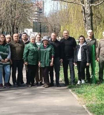 На Пагорбі Слави в Рівному висадили дуби