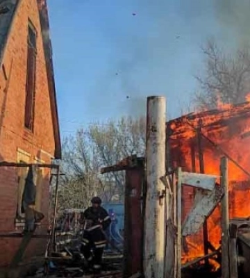 На Сумщині рятувальники ліквідували пожежі, спричинені російським ударами
