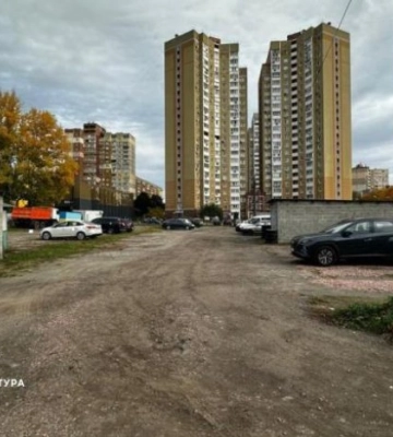 Прокуратура вимагає повернути громаді Києва ділянку на Виноградарі