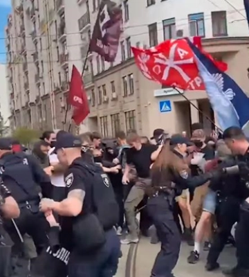 У Києві на фестивалі ЛГБТ-кіно сталася бійка
