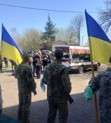 Із загиблим на Донеччині військовим попрощалися в Олександрівській громаді 