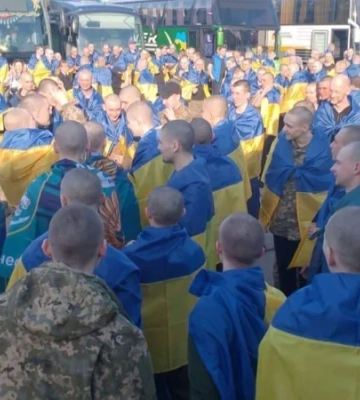 В Україну повернулися 277 захисників із ворожого полону
