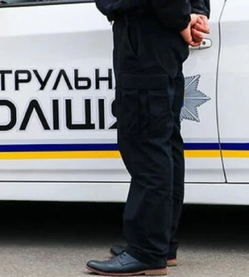 Поліція Києва роз’яснила ситуацію зі сутичками на ЛГБТК+ кінофестивалі Поліція Києва роз’яснила ситуацію зі сутичками на ЛГБТК+ кінофестивалі