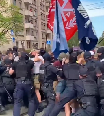 Сутичка у Києві під час ЛГБТ фестивалю: поліція розповіла деталі