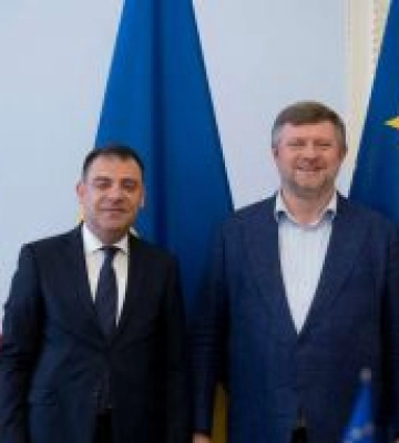 Олександр Корнієнко провів зустріч з Надзвичайним і Повноважним Послом Азербайджану Олександр Корнієнко провів зустріч з Надзвичайним і Повноважним Послом Азербайджану