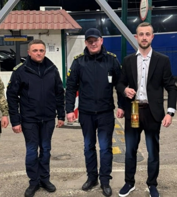 В "Устилузі" на Волині зустріли благодатний вогонь