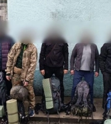 Житель Кіровоградщини зі спільниками намагався незаконно втекти до Румунії