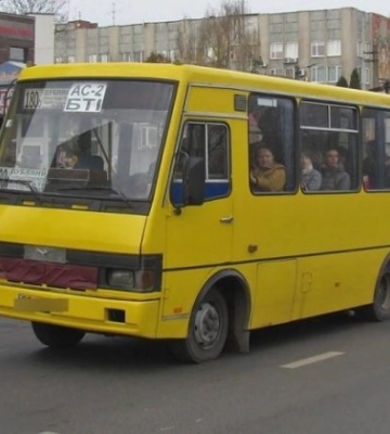 Як курсуватимуть на Великдень приміські автобуси Львівщини