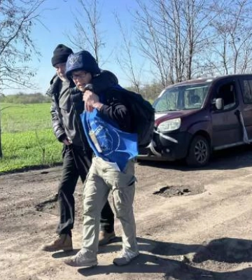 Окупанти атакували дроном евакуаційне авто на Донеччині
