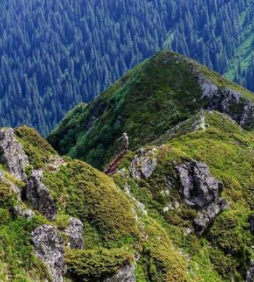 У горах заблукав 40-річний українець: його розшукують румунські рятувальники