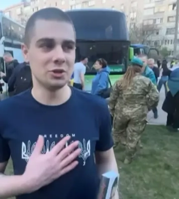Морський піхотинець повернувся з полону в день свого народження