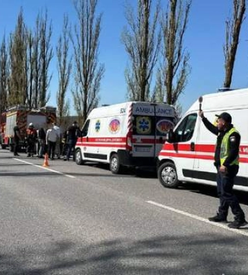 Пассажирский автобус слетел в кювет: в полиции рассказали детали ДТП в Винницкой области