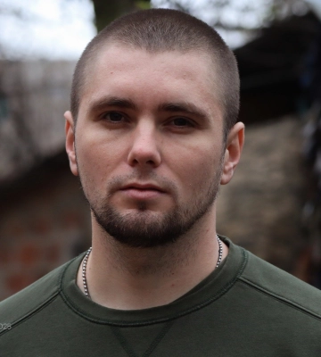 «Хочеться відпочити, зібратися з думками й повернутися до реабілітації діток», – бойовий медик зі сталевої сотки