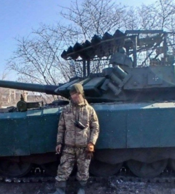 Росіяни свій єдиний Т-72Б3М з комплексом «Арена-М» знімають у фільмі, а не везуть на фронт Росіяни свій єдиний Т-72Б3М з комплексом «Арена-М» знімають у фільмі, а не везуть на фронт