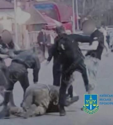 Подросткам, которые избили военного в Гидропарке, грозит до 4 лет лишения свободы