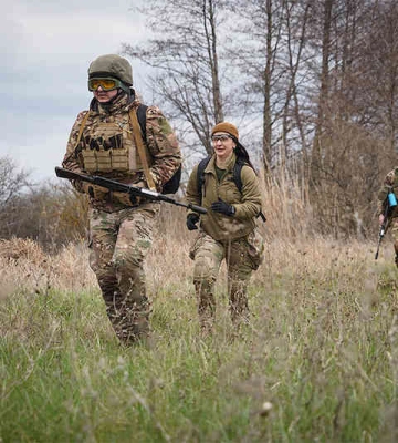 Гвардійці показали заняття з топографії на Харківщині