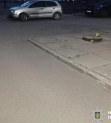 У Кам’янському пʼяний чоловік влаштував стрілянину поруч з дитиною