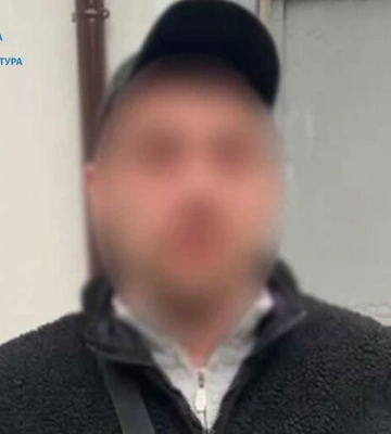 Апеляційний суд залишив суворий вирок грабіжнику, який напав з ножем на дитину