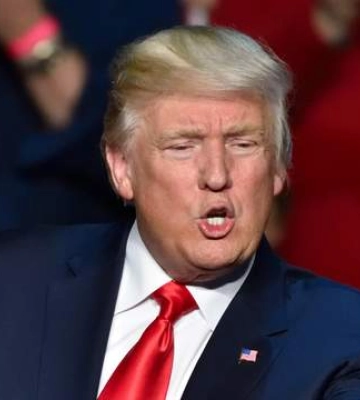 После встречи в Париже: согласился ли Трамп &quot;подарить&quot; Крым России