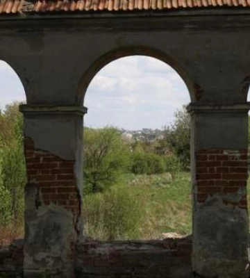 Стало відомо, що буде в Митрополичих садах завбільшки з три футбольних поля, які забрали у Держспецзв&#039;язку