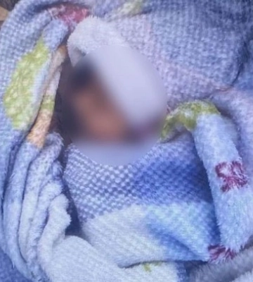 На Тернопільщині біля непрацюючого кіоску знайшли покинуте немовля