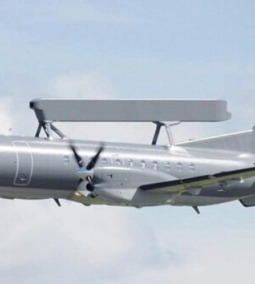 ЗМІ повідомили про політ шведського літака РЛС Saab 340 над Україною: OSINT-проєкти спростували