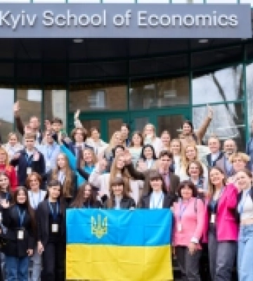 Ангеліна Шкуринська з Луцька ввійшла до десятки найкращих юних економістів країни