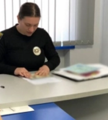 У Білгороді-Дністровському малолітні підлітки влаштували вибух у під’їзді багатоповерхівки: батьків оштрафують