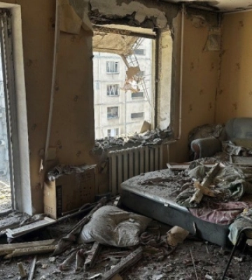Поранені 26 людей, є загибла: у Запоріжжі на місці російських ударів завершили рятувальні роботи