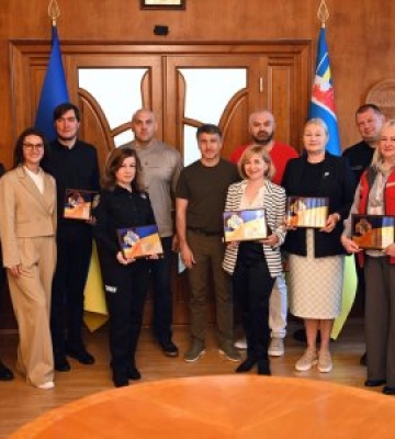 Закарпатська та Дніпропетровська обласні військові адміністрації підписали меморандум про співпрацю