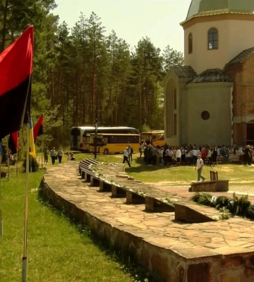 Найкривавіша битва проти НКВС: На Рівненщині вшанували пам`ять полеглих упівців (ВІДЕО)