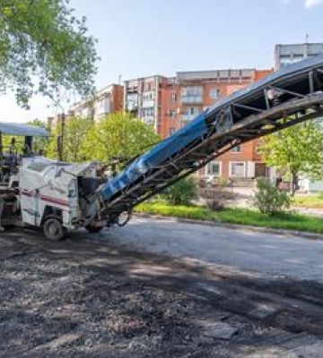 У Полтаві розпочався сезон поточного ремонту доріг