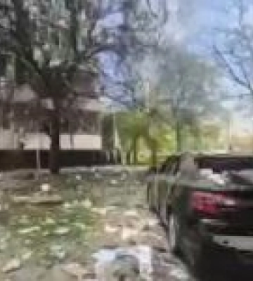 Росіяни знову завдали удару по житловому кварталу Запоріжжя
